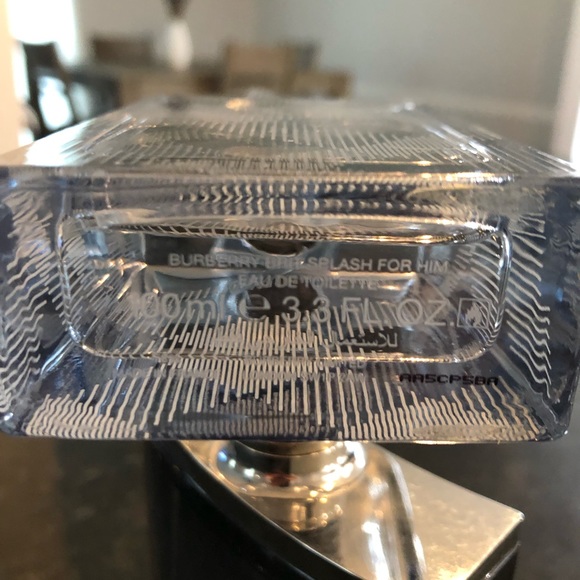 Burberry Brit perfume - Picture 2 of 3